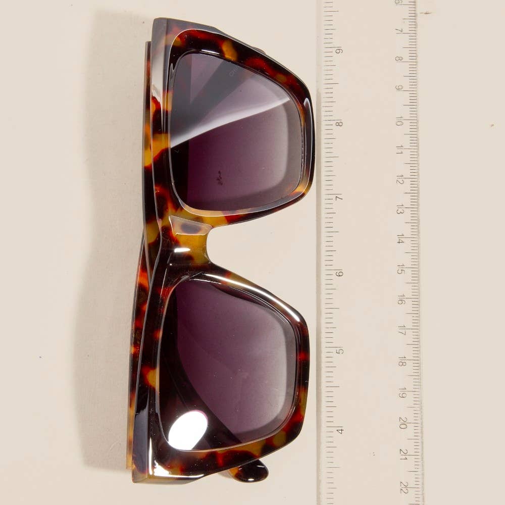 Tortoise Frame Assorted Sunglasses Set