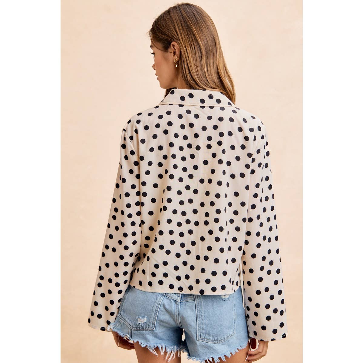 POLKA DOT TIE FRONT DETAIL COLLARED TOP