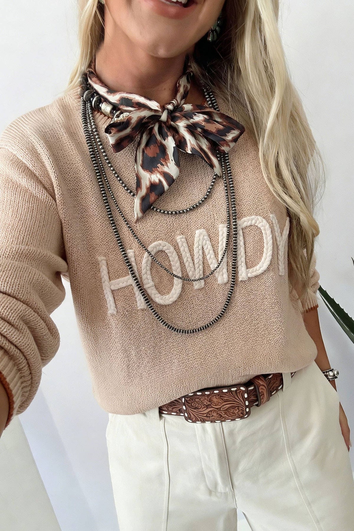 Western Howdy Letter Graphic Crew Neck Knit Sweater