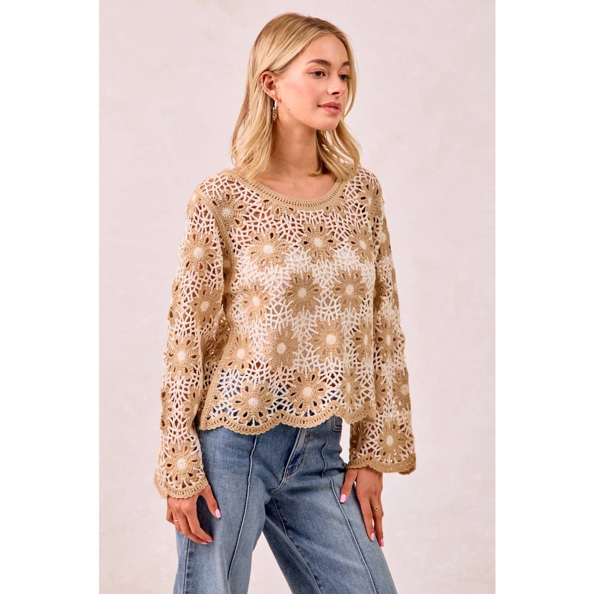 FLOWER CROCHET KNIT TOP