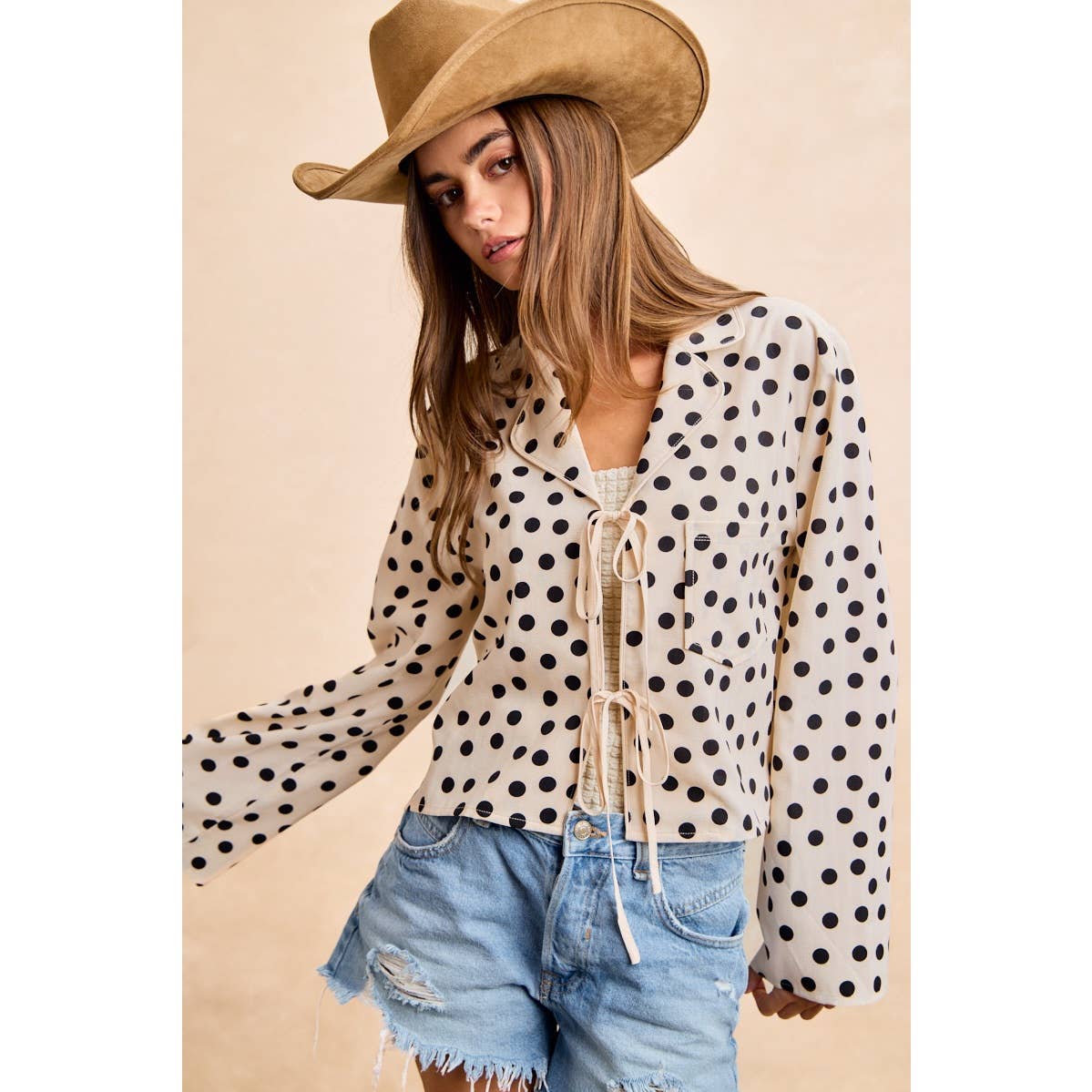 POLKA DOT TIE FRONT DETAIL COLLARED TOP