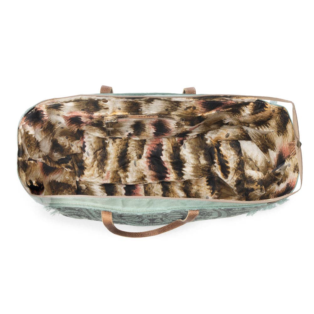 Wildtusk Weekender Bag for Women in green with vintage print detail