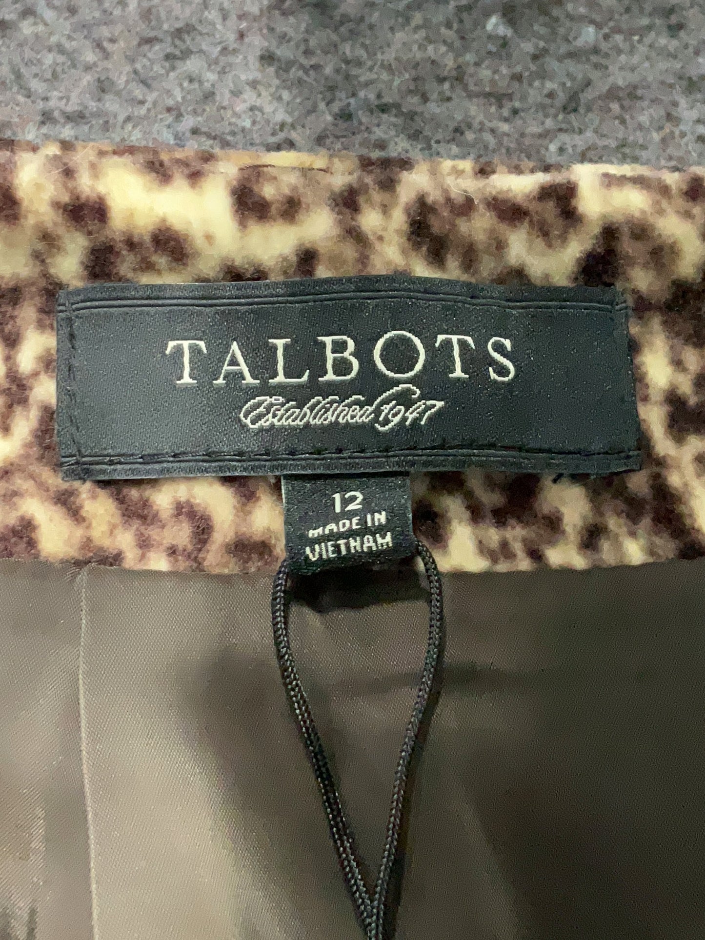 Talbots Size 12 Casual skirt NWT