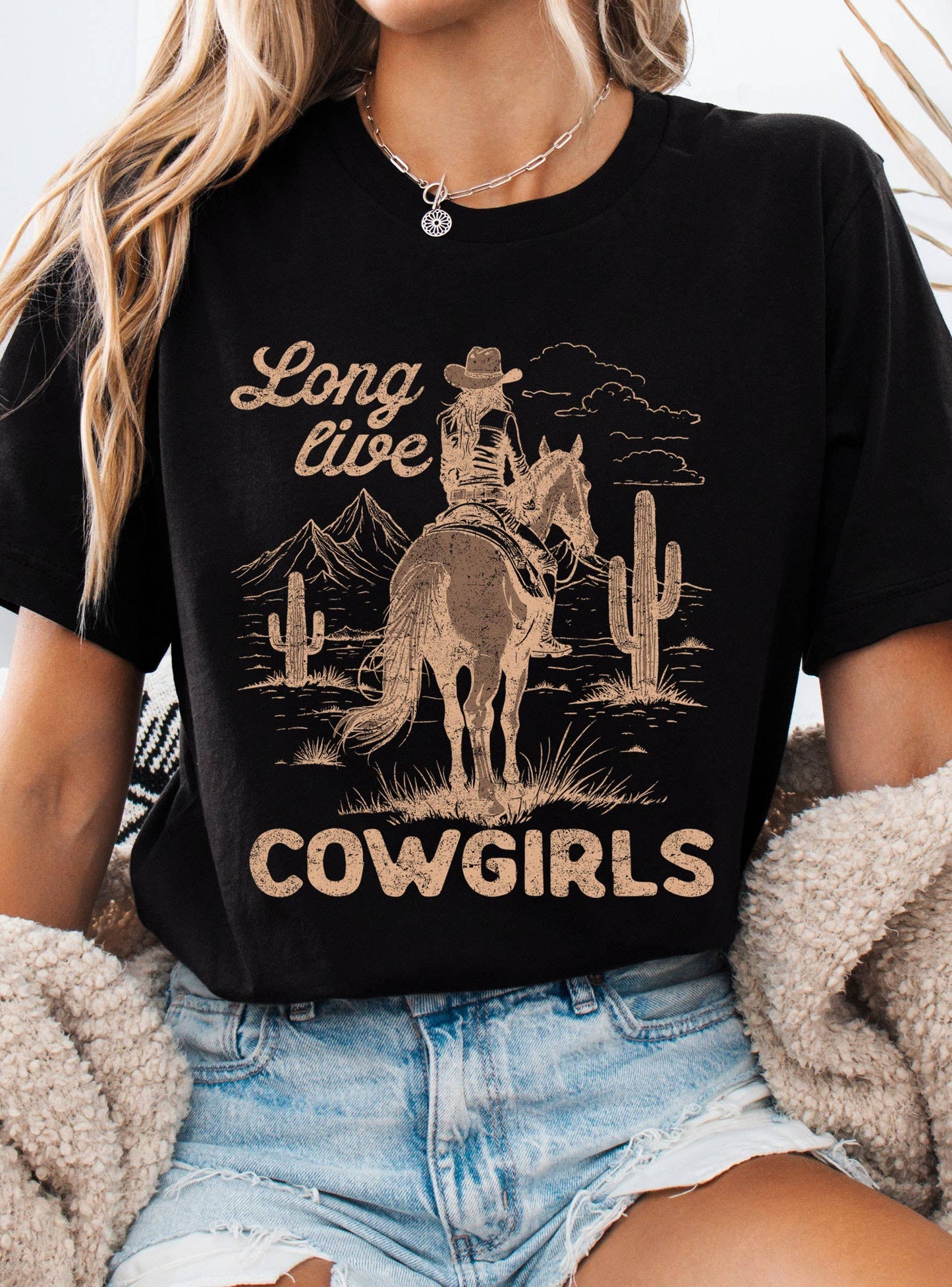 LONG LIVE COWGIRLS GRAPHIC TSHIRTS