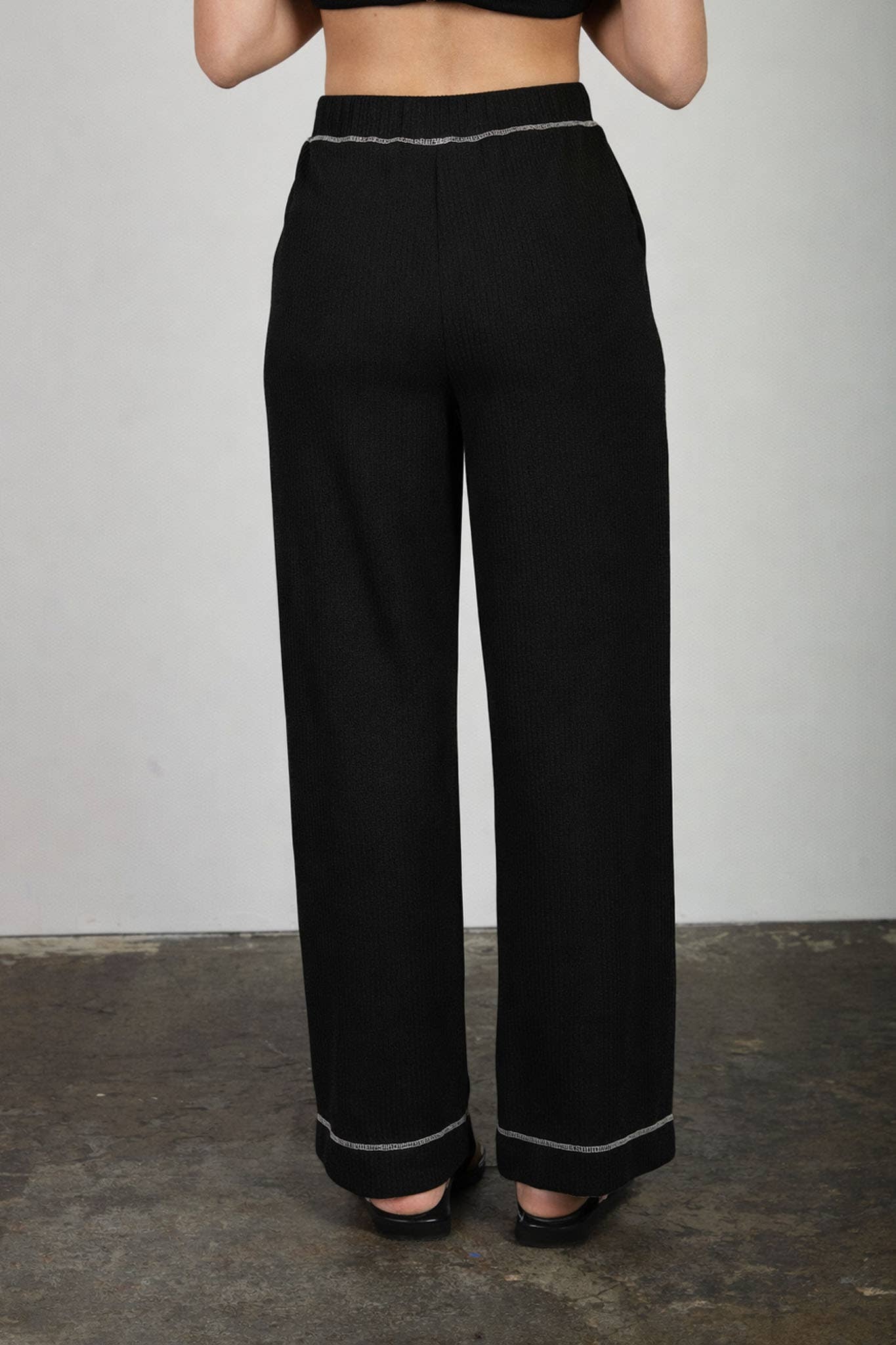 DRAWSTRING DETAIL RIBBED KNIT LOUNGE PANTS