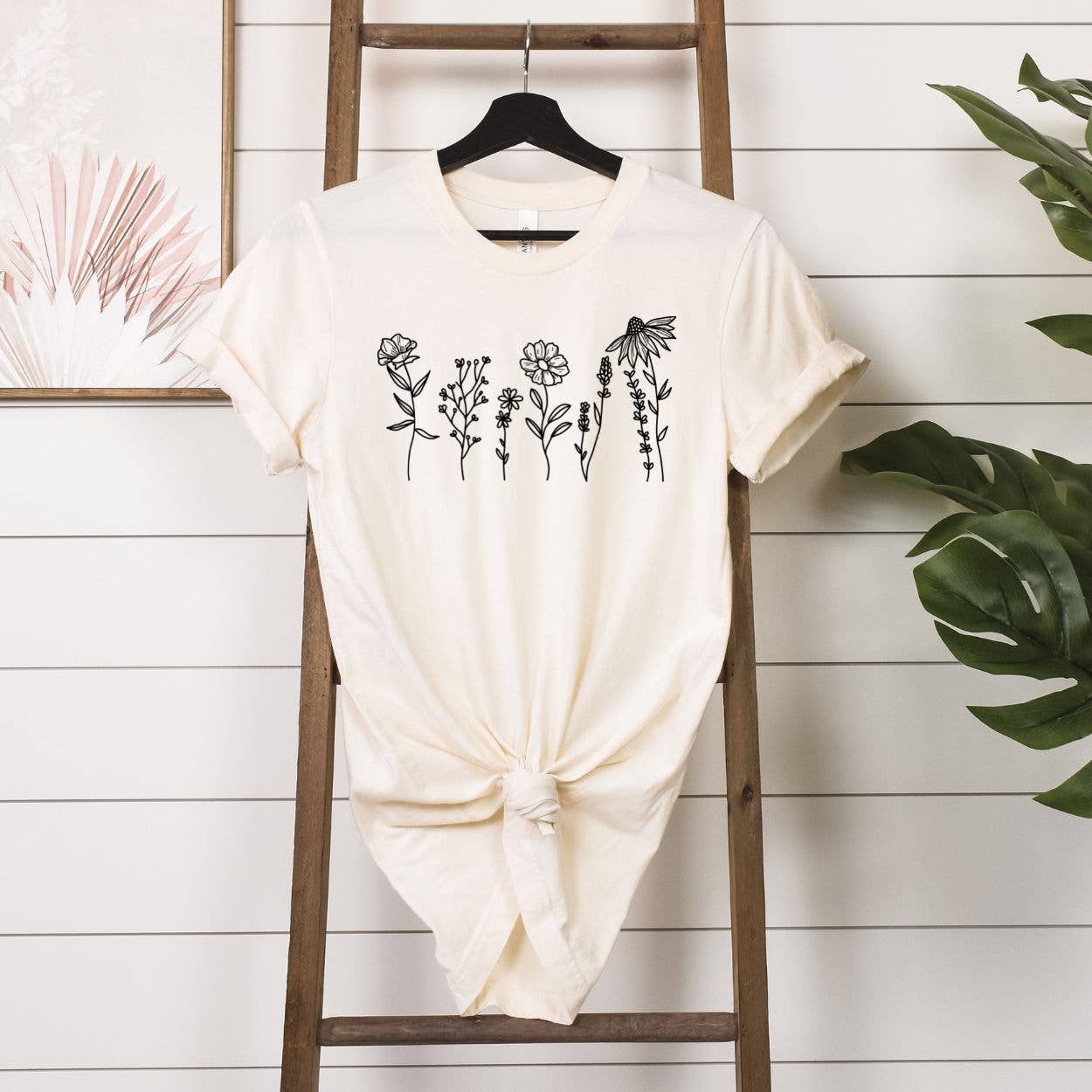 Flower Natural Tee