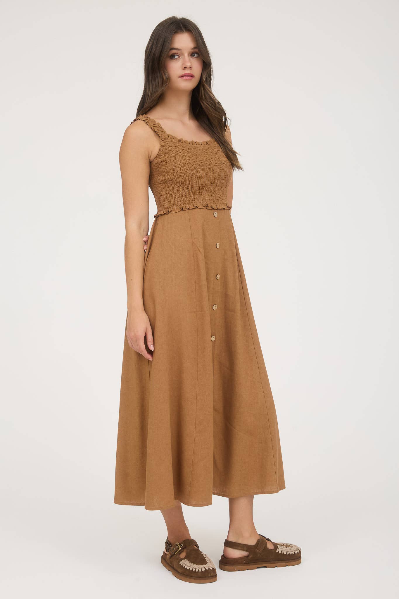 SMOCKED SLEEVELESS BUTTON DOWN MIDI DRESS