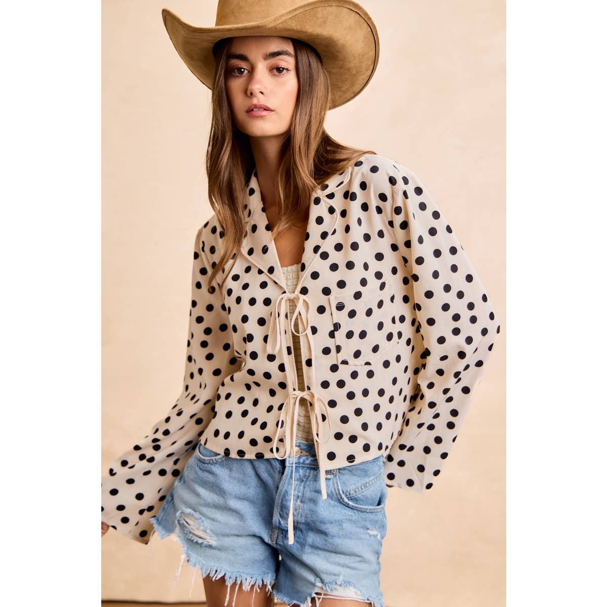 POLKA DOT TIE FRONT DETAIL COLLARED TOP