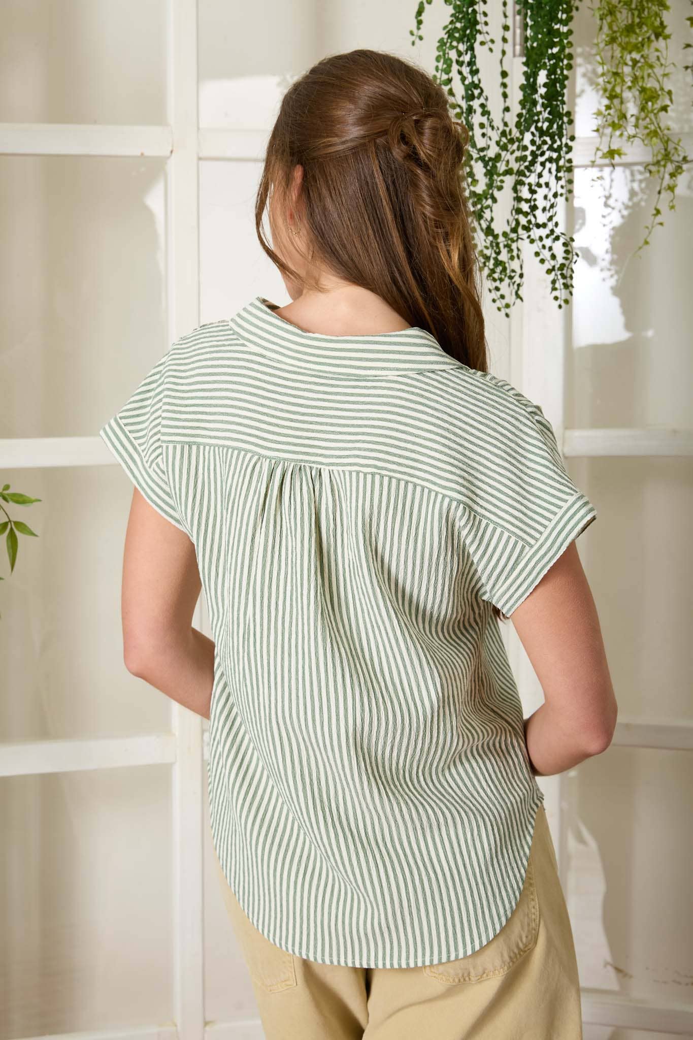 STRIPE COLLARED V NECK CUFF SLEEVE SHIRT