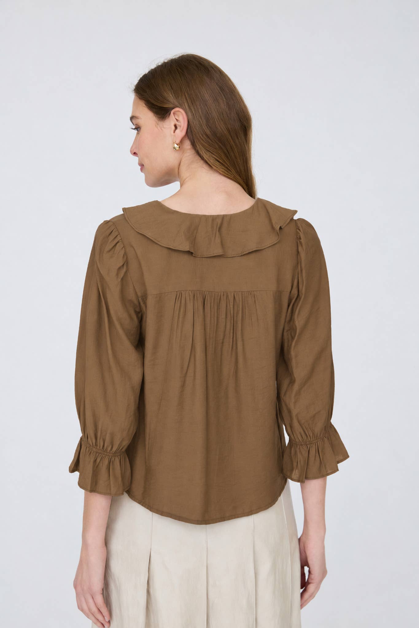 RUFFLED V NECK BUTTON DOWN 3/4 SLEEVE BLOUSE (PRE-ORDER)