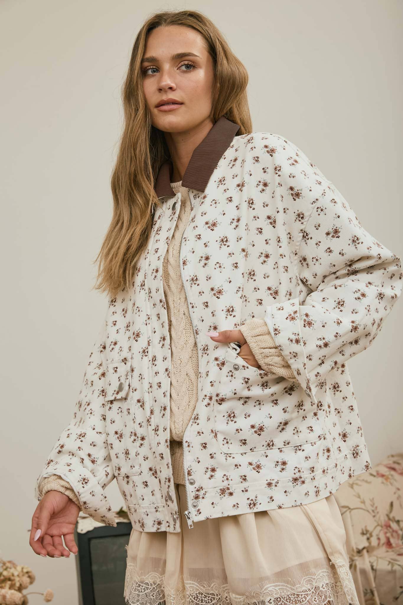 FLORAL CORDUROY COLLAR BUTTON DOWN DENIM JACKET