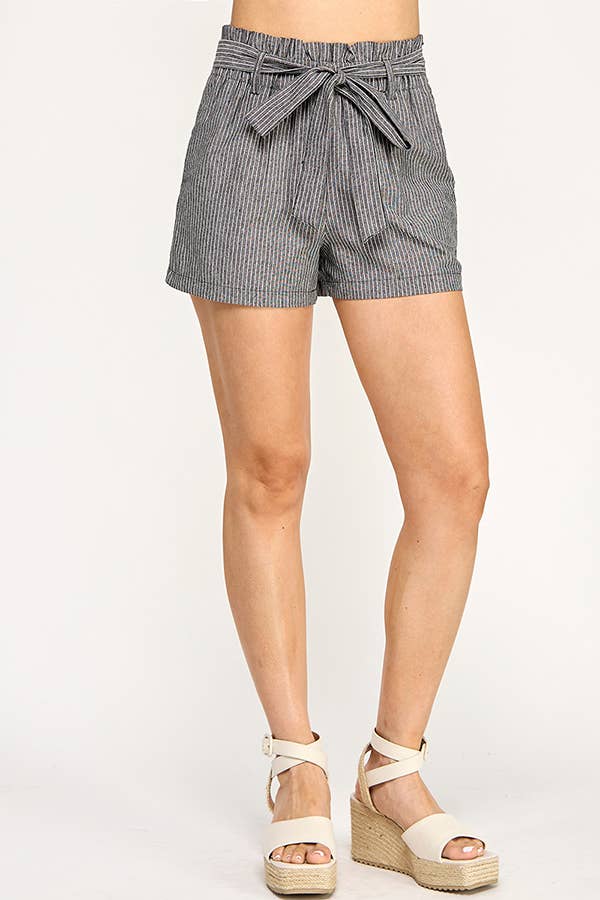 STRIPED HIGH WAISTED SHORT WITH TIE BELT