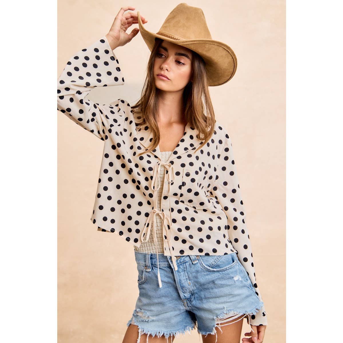 POLKA DOT TIE FRONT DETAIL COLLARED TOP