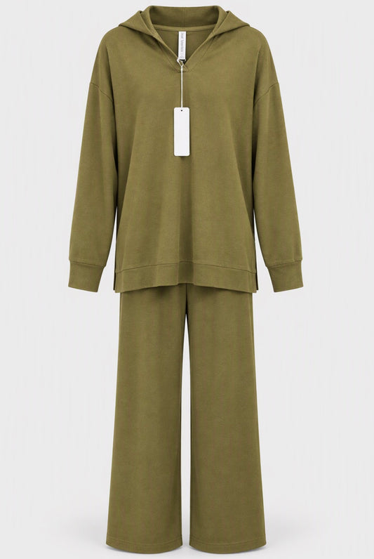 Dear Scarlett comfy set