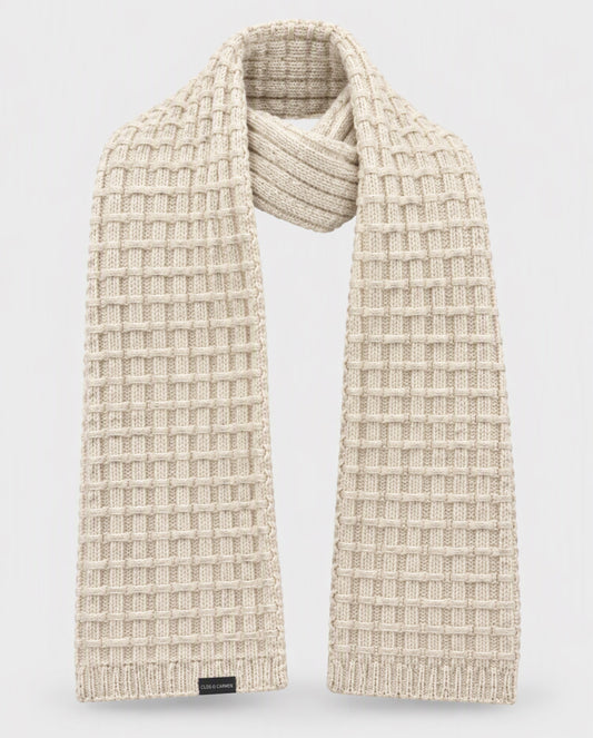 Knitted scarf
