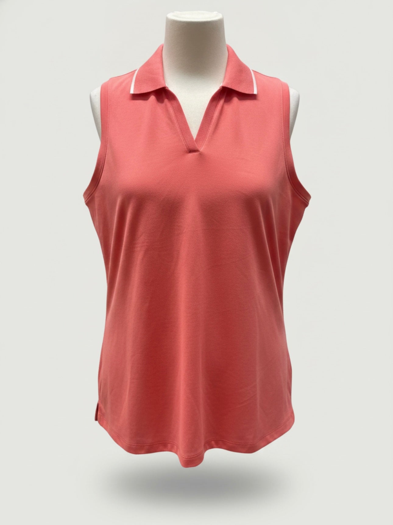 Lady Hagen sleeveless Johnny