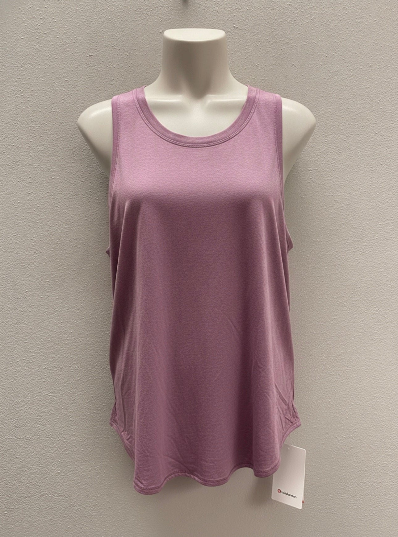 Lululemon split-back tank