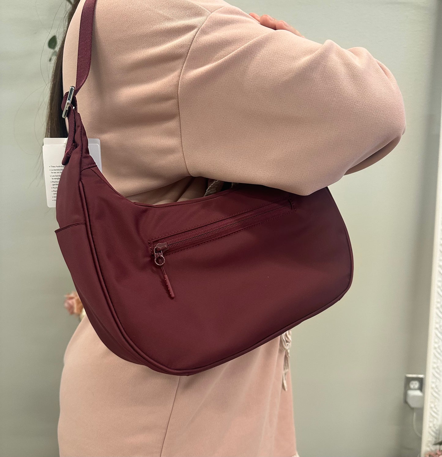 City Essential Shoulder Bag