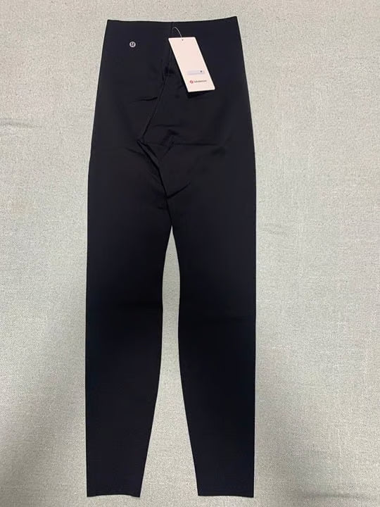 Lululemon NWT Glow Up High Rise Tight 28” Black Size 6