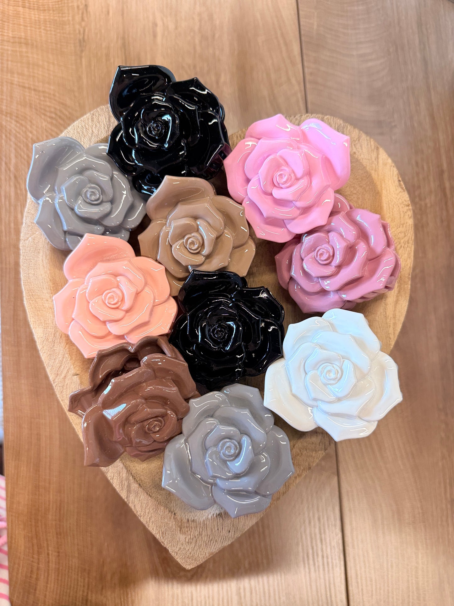 Rose claw clip