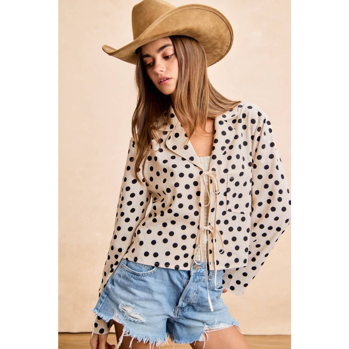 POLKA DOT TIE FRONT DETAIL COLLARED TOP