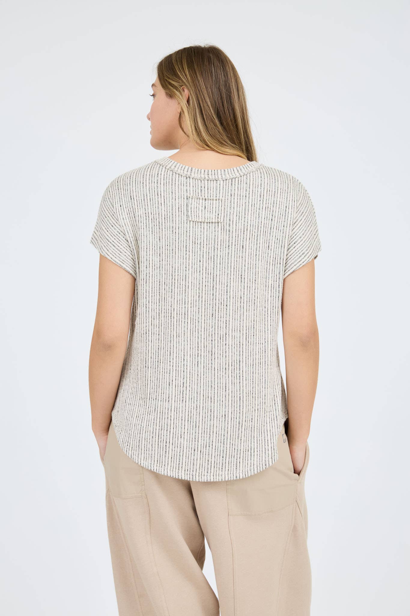 PLUS V NECK EXTENDED SHORT SLEEVE SWEATER KNIT TOP