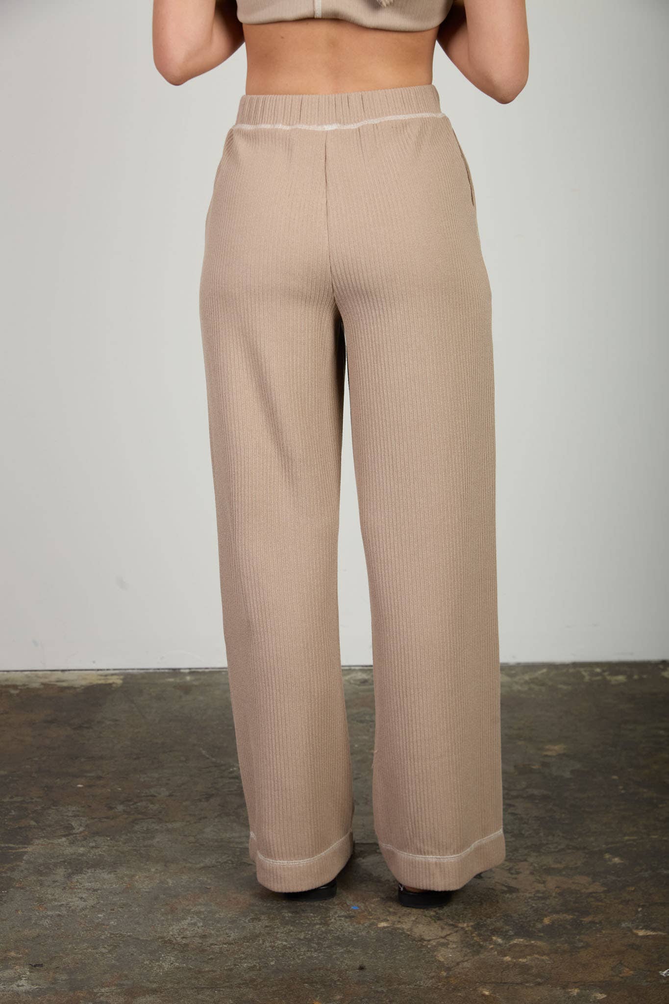 DRAWSTRING DETAIL RIBBED KNIT LOUNGE PANTS
