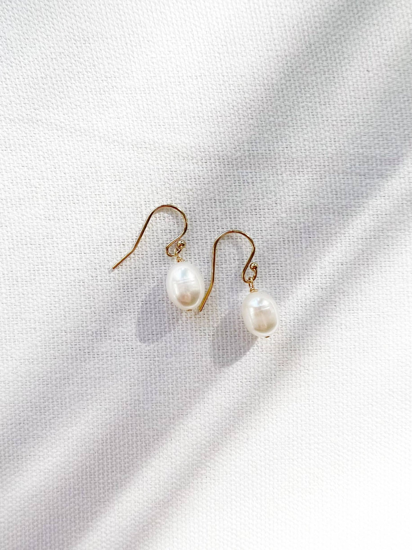 Kaia Freshwater Pearl Dangle Earrings Gold / Silver